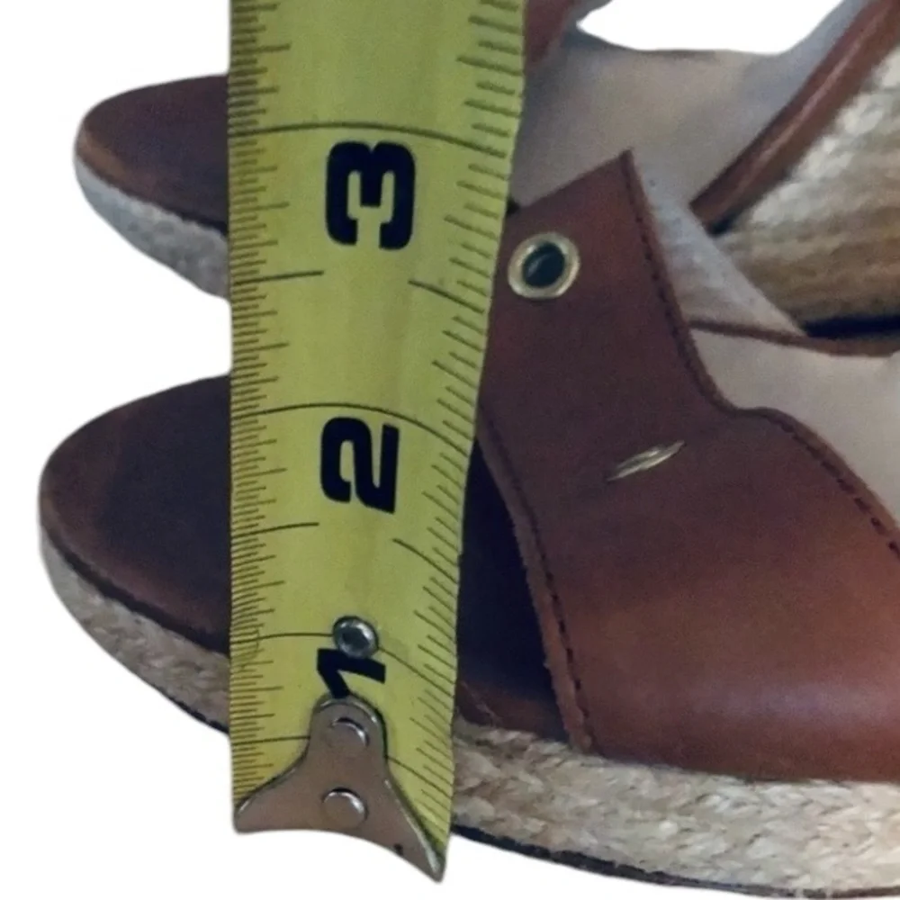 Micheal Kors brown/ cognac 10.5 leather wedge W/ rope covered platform heel